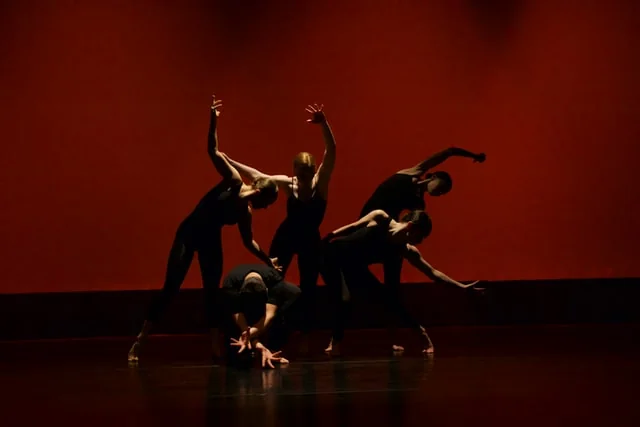 Contemporary dance classes in Bournemouth